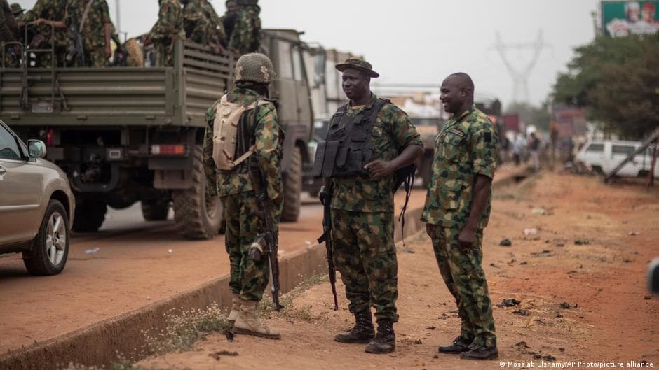 Nigeria airstrike kills 100 at market, Amnesty says